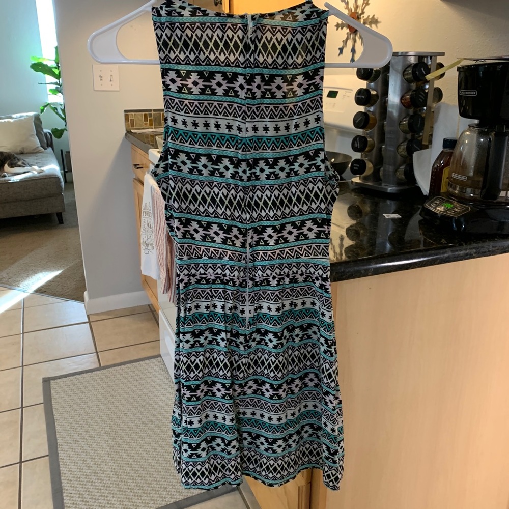 Patterned dress - Picture 3 of 3